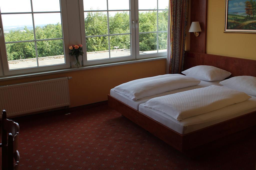Berghotel Hamburg Blick Room photo